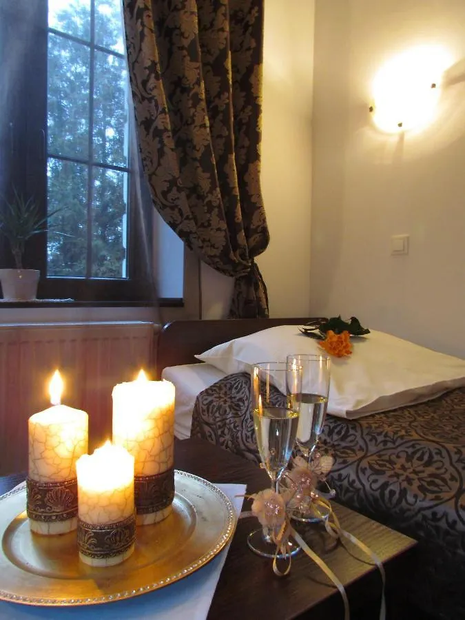 Dworek Złoty Róg Hotel i Restauracja Kraków